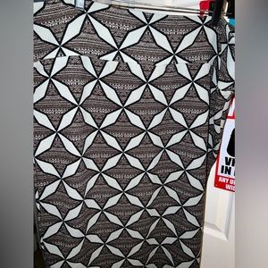 Lularoe Cassie Skirt